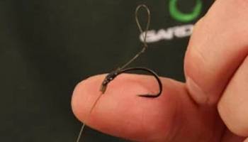 Basic carp rig for beginners step 5 Basic carp rig for beginners step 5