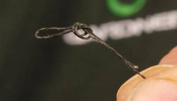 carp rig for beginners - pop up rig step 2 carp rig for beginners - pop up rig step 2